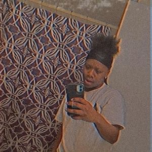 Meet your Posher, Antionette